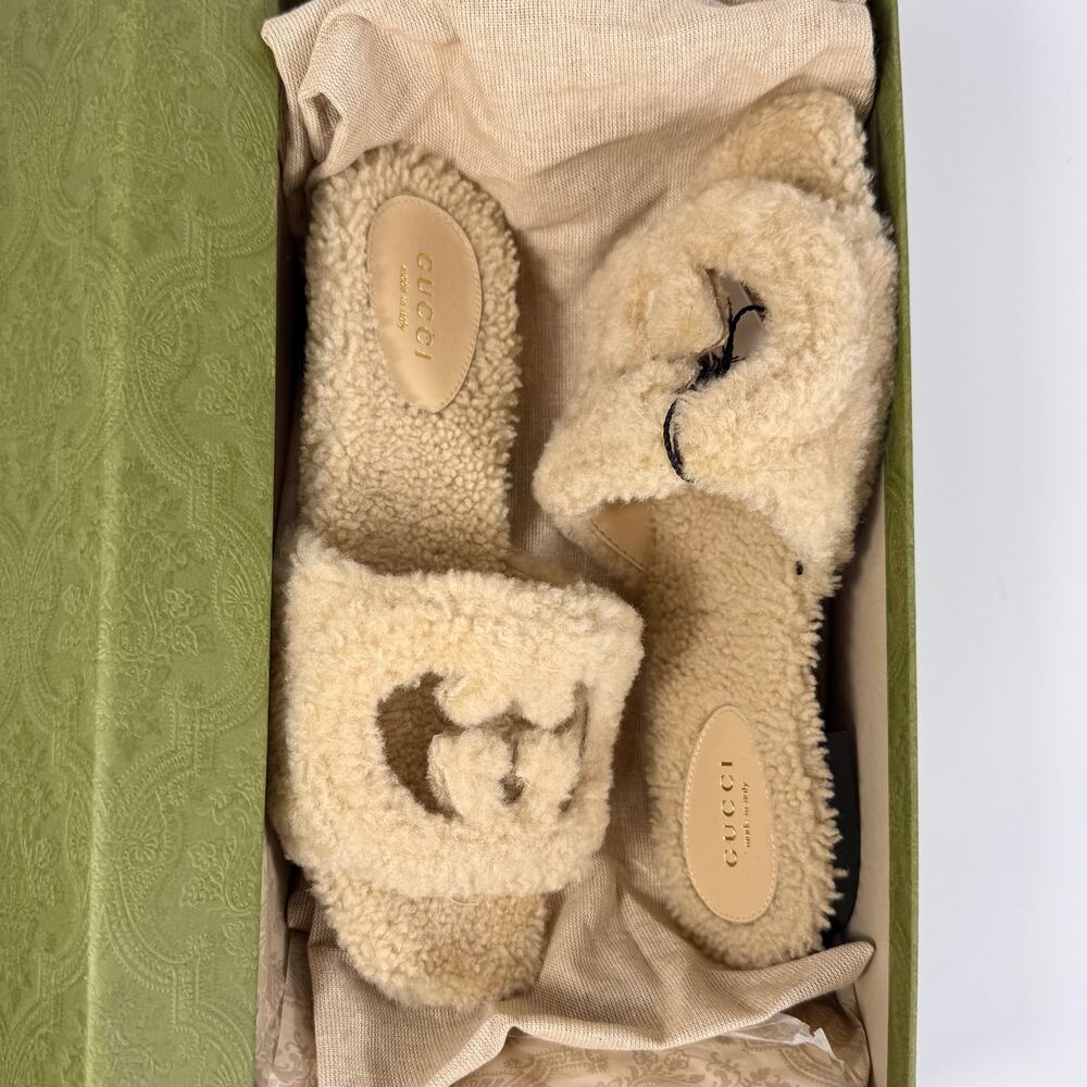 Gucci Shearling GG Cut Out Slide Sandal - Women’s 5.5 - Picture 2 of 8